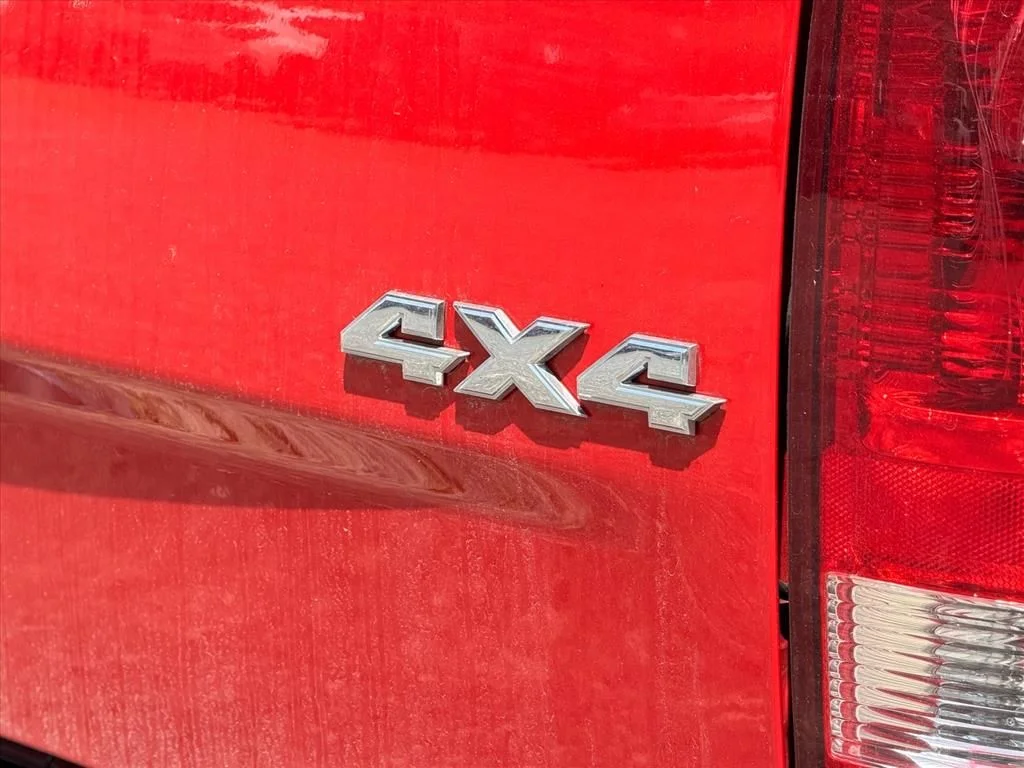 Used 2019 Red Ram SLT image 24