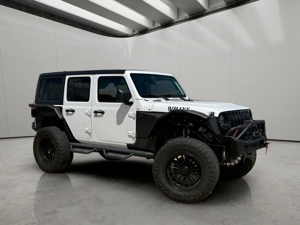 Used 2020 Bright White Clearcoat Jeep Willys image 9