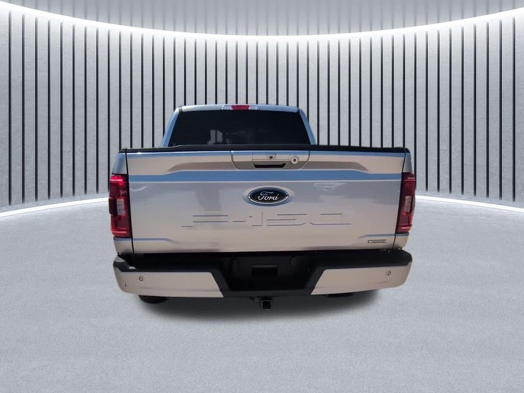 Used 2023 Silver Ford XLT image 7