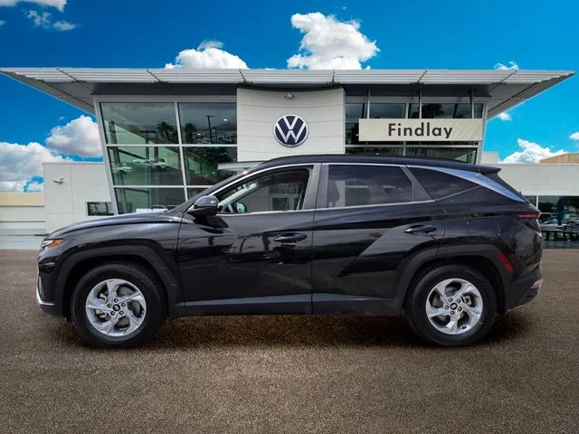 Used 2022 Black Hyundai SEL image 3