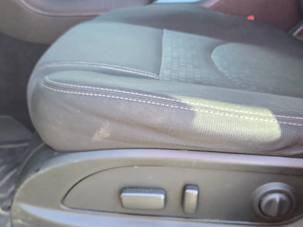 Used 2014 Cyber Gray Metallic GMC SLE image 31