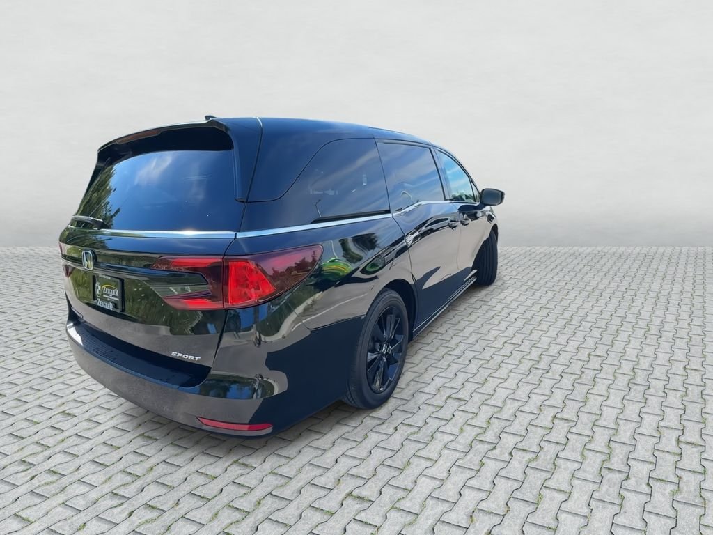 Used 2024  Honda Sport image 8