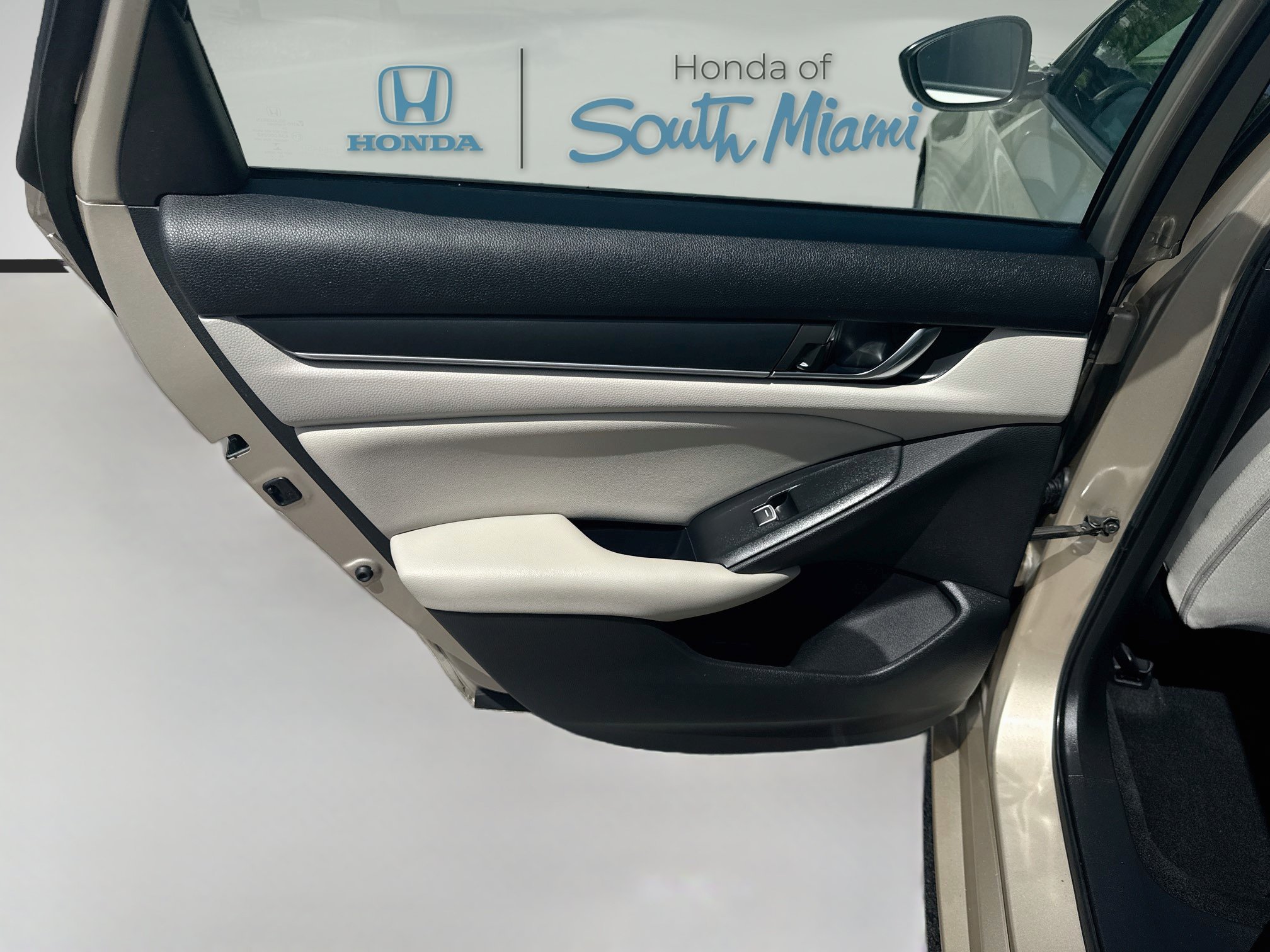 2020 Honda Accord LX - Photo 24