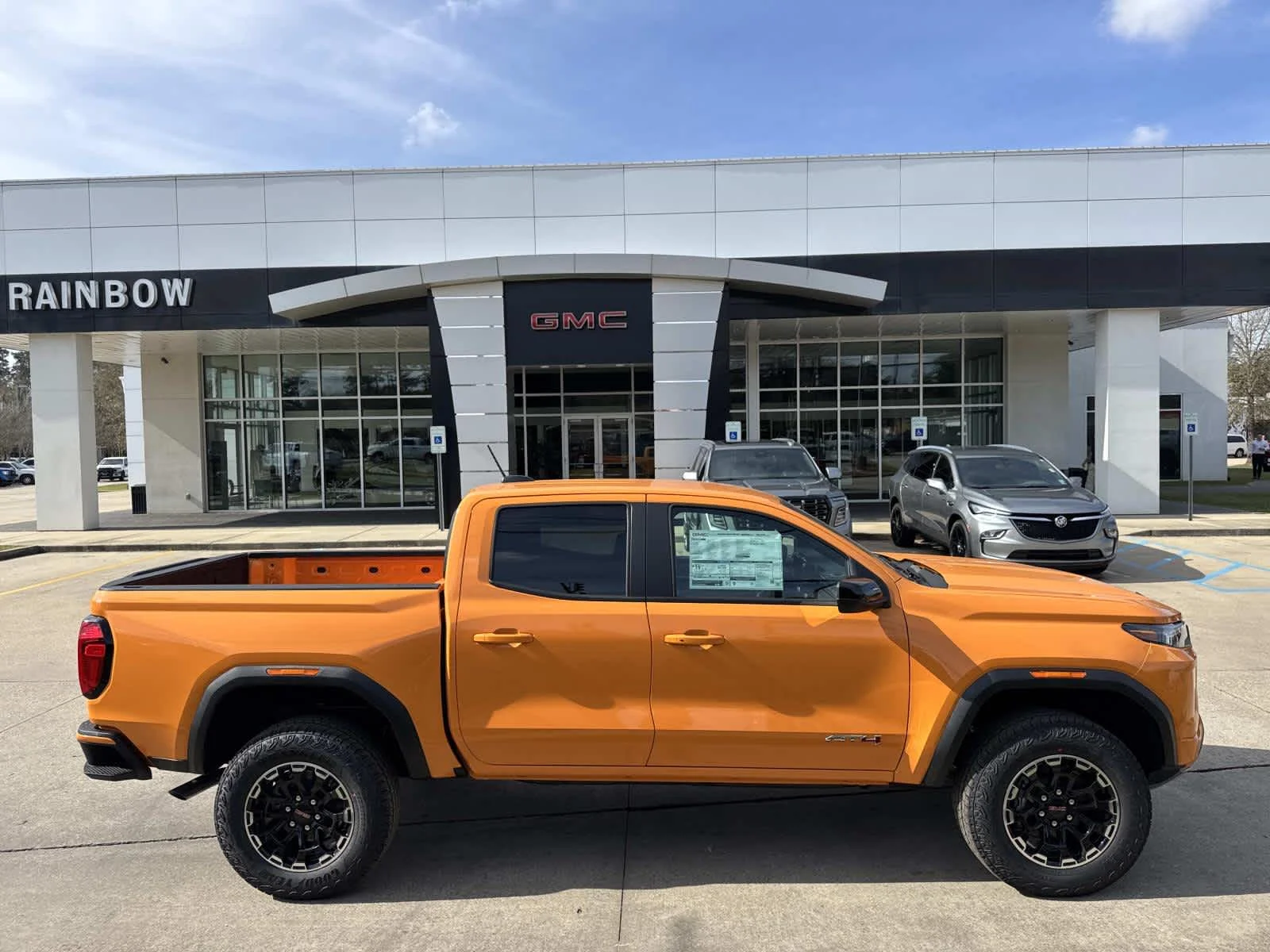 2026 GMC Canyon 4WD AT4 Crew Cab Short Box's photo
