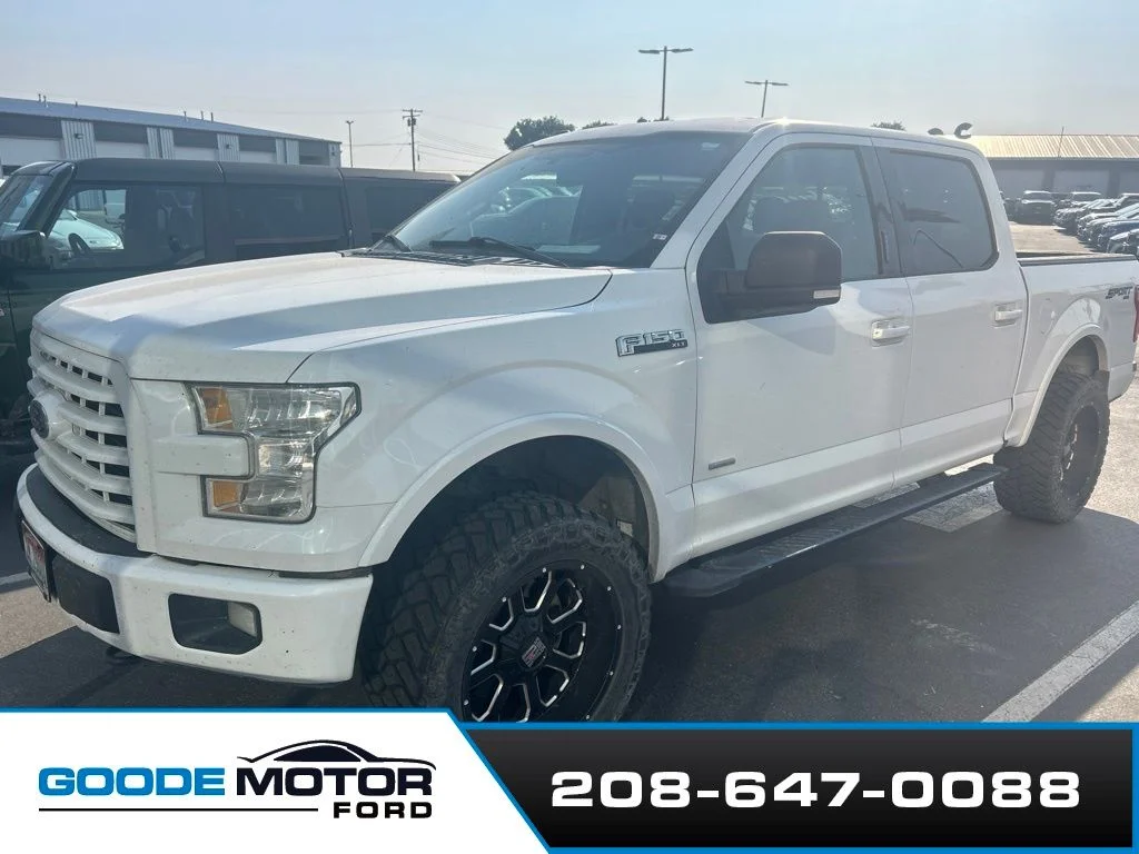 Used 2016 Oxford White Ford XLT image 2