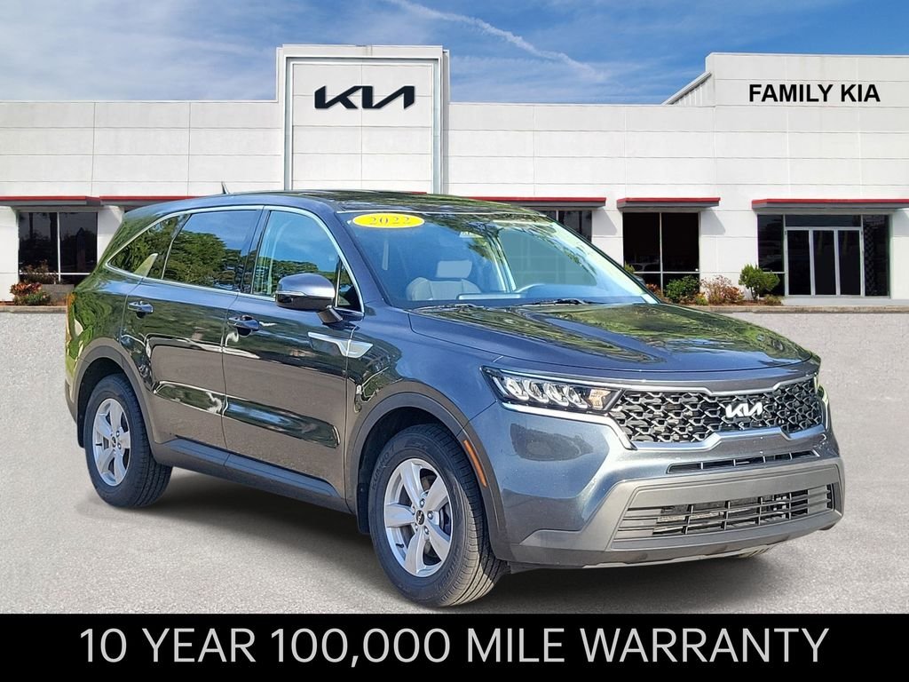 Certified Used 2022 Gravity Gray Kia LX image 1