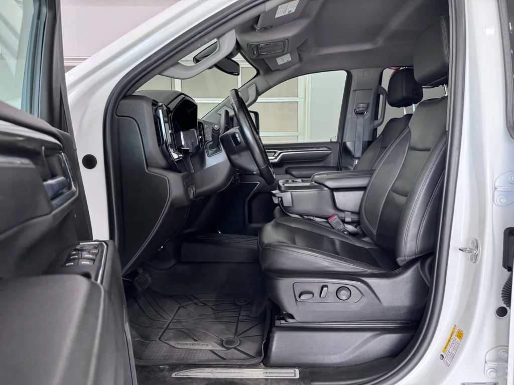2024 Chevrolet Silverado 2500HD LTZ - Photo 10