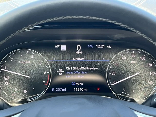 Used 2023 Red Buick Avenir image 29