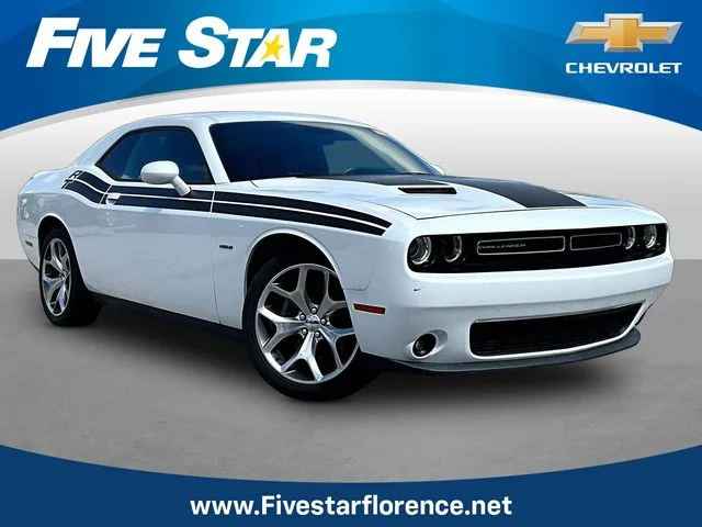 Used 2016 White Dodge R/T image 1
