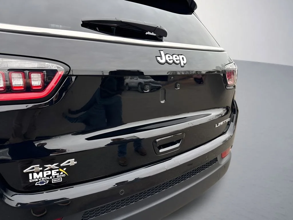 Used 2025 Black Jeep Limited image 31
