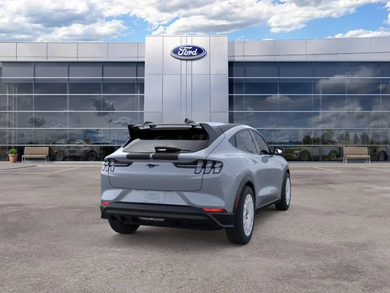 2025 Ford Mustang Mach-E GT - Photo 28