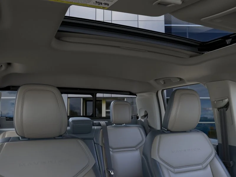 New 2026 Oxford White Ford Lariat® image 44