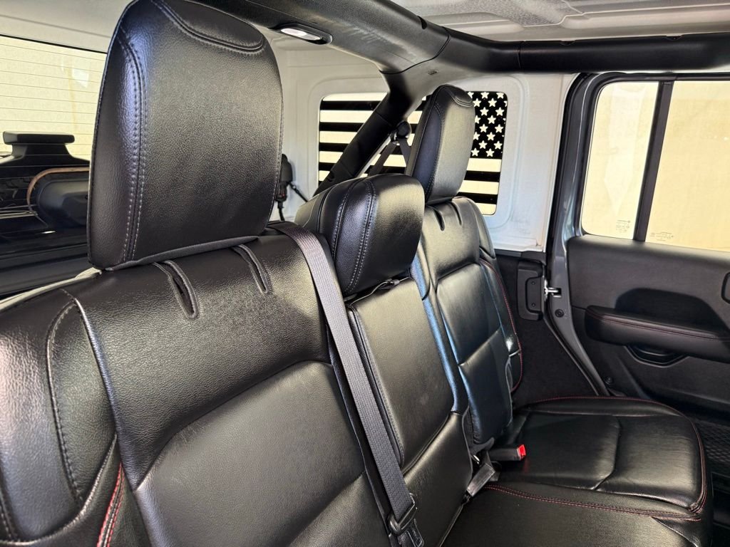 Used 2021 Gray Clearcoat Jeep Unlimited Rubicon image 21