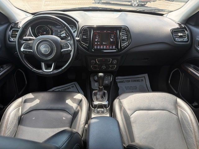 Used 2019 Jazz Blue Pearlcoat Jeep Limited image 25