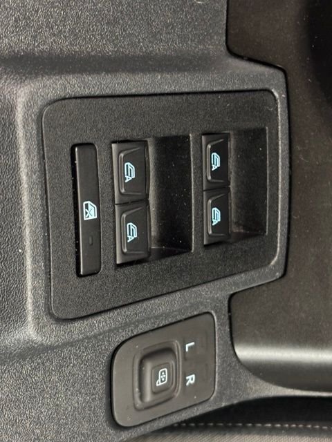 2023 Ford Bronco 4-Door Outer Banks - Photo 34