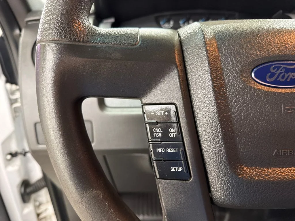 Used 2013 White Ford XL image 18