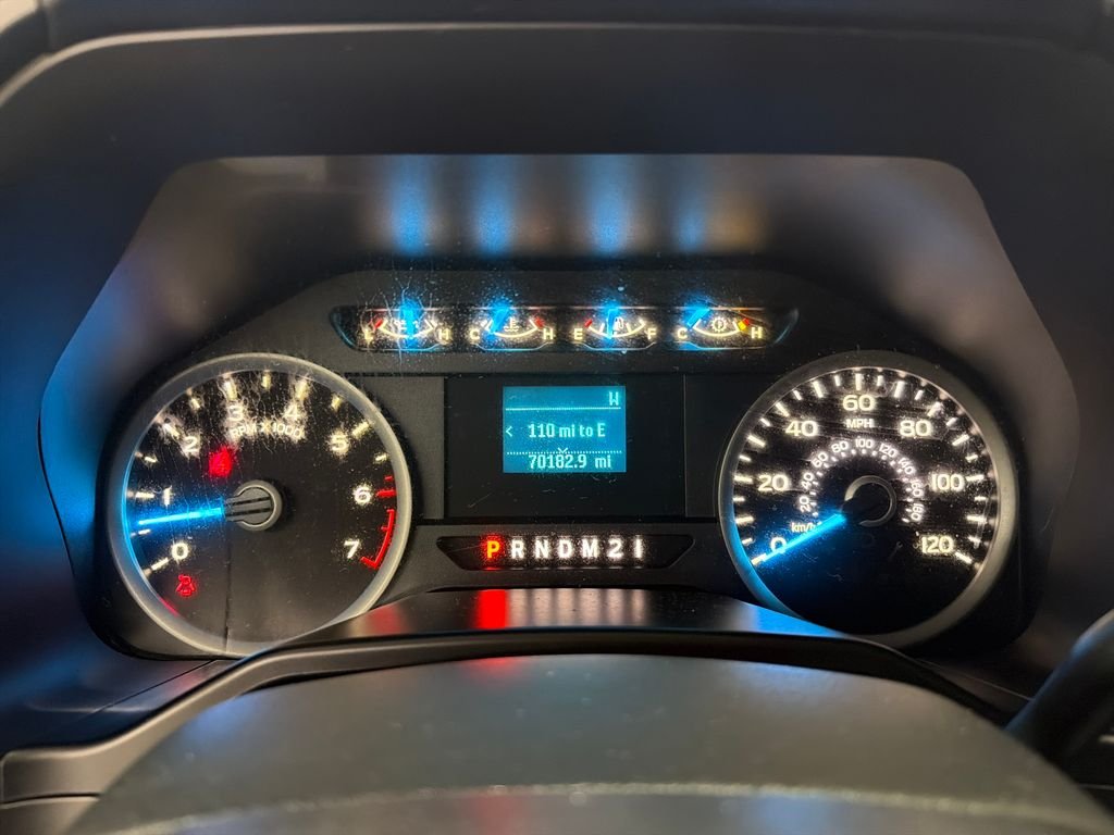 Used 2017 Silver Ford XLT image 24
