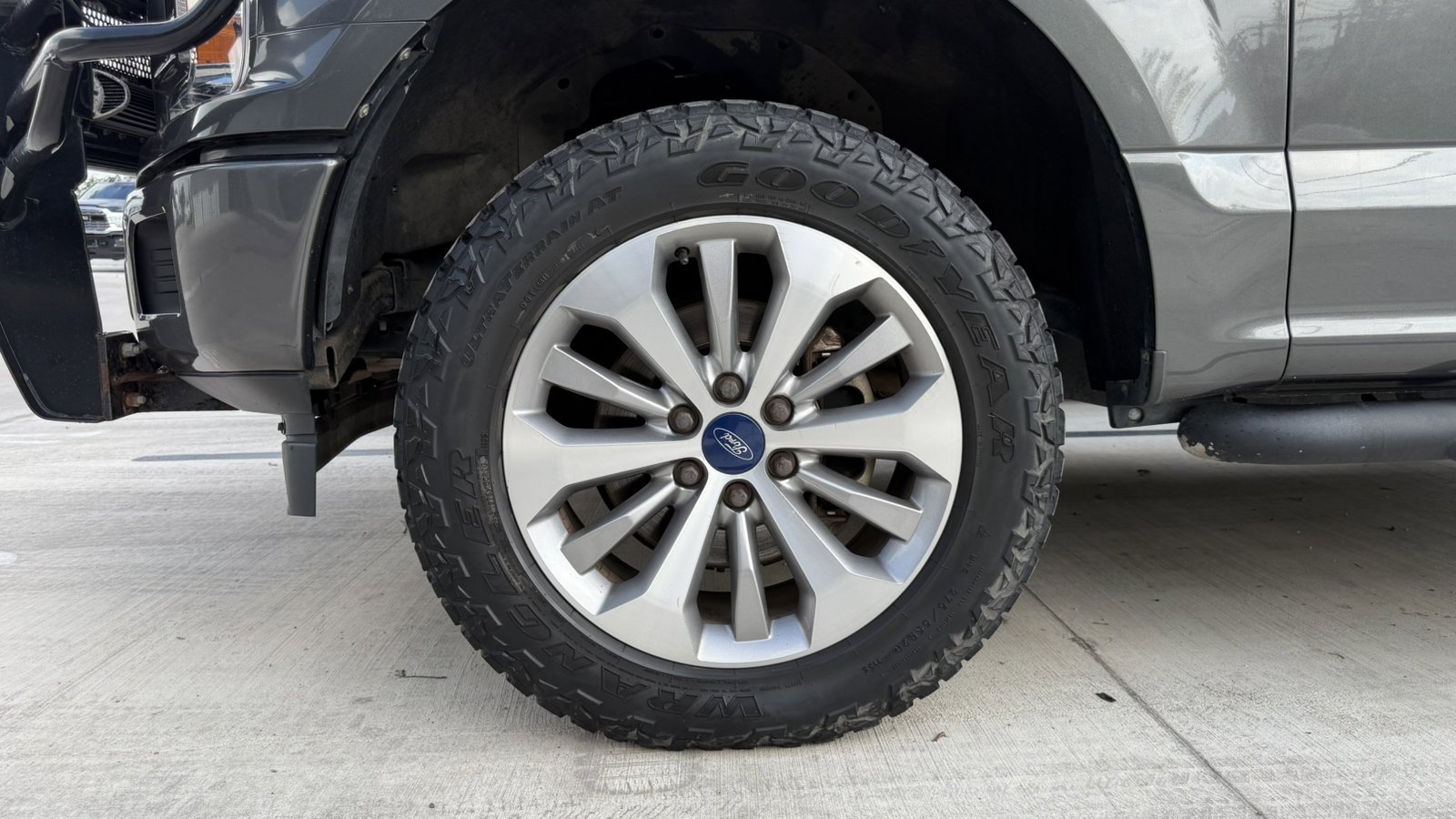 Certified Used 2018 Magnetic Ford XL image 10