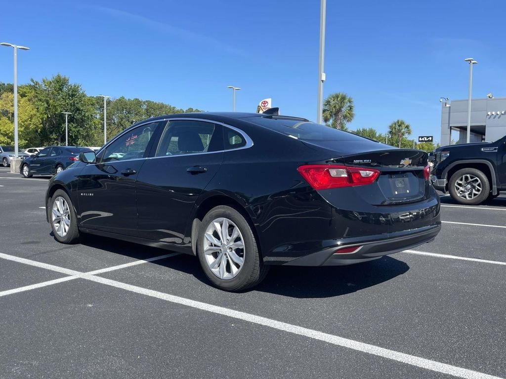 Used 2025 Black Chevrolet LT image 5