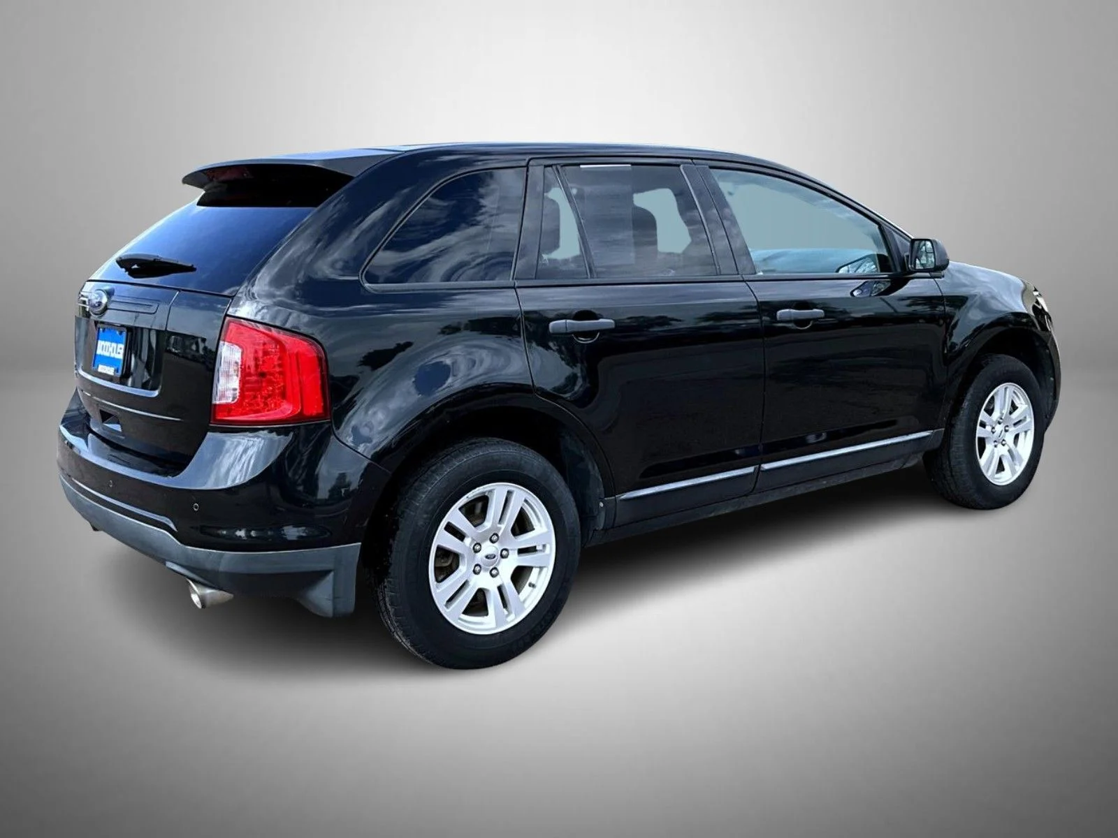 Used 2011 Black Ford SE image 5