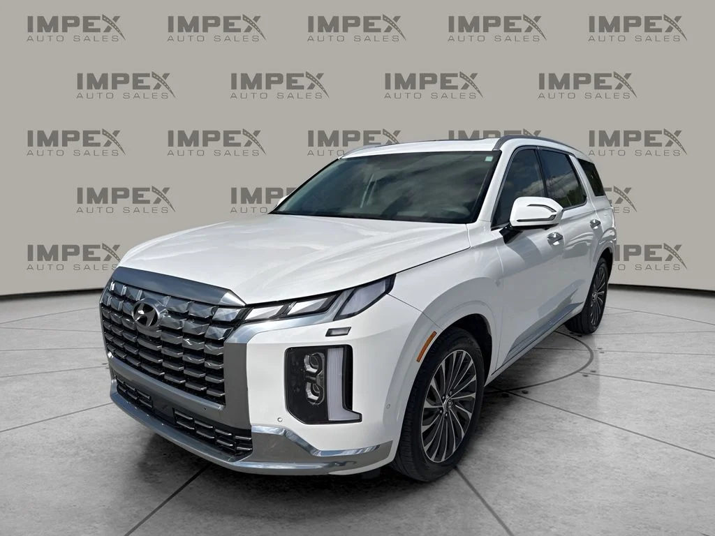 Used 2025 White Hyundai Calligraphy image 1
