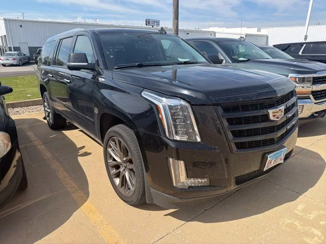 2020 Cadillac Escalade ESV AWD Luxury's photo