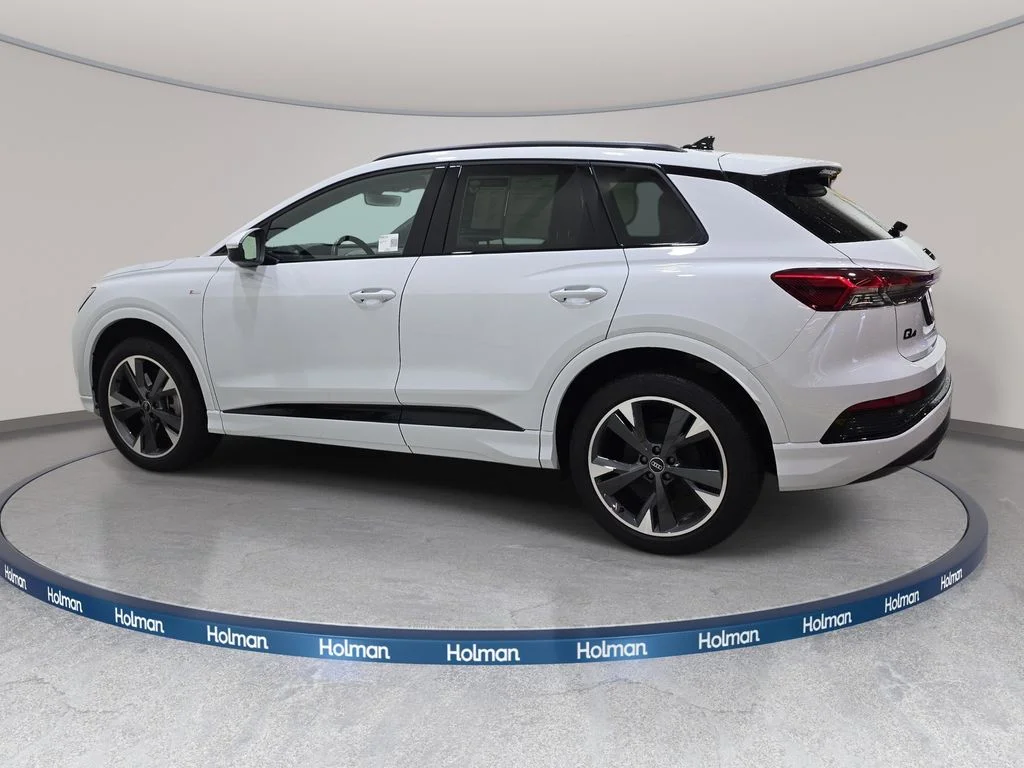 Used 2024 White Audi Premium image 9