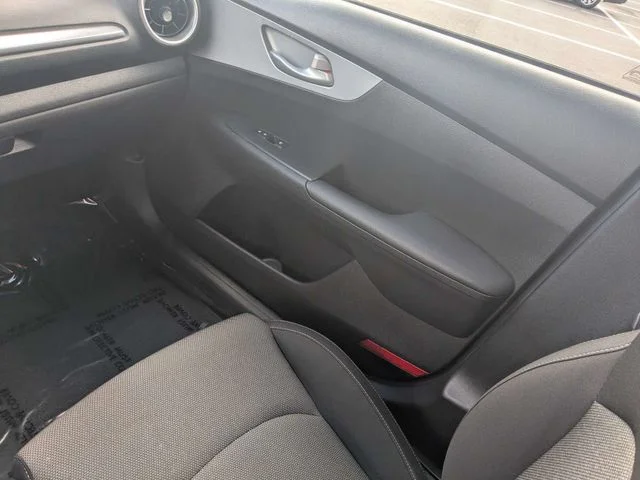 2023 Kia Forte LXS - Photo 15