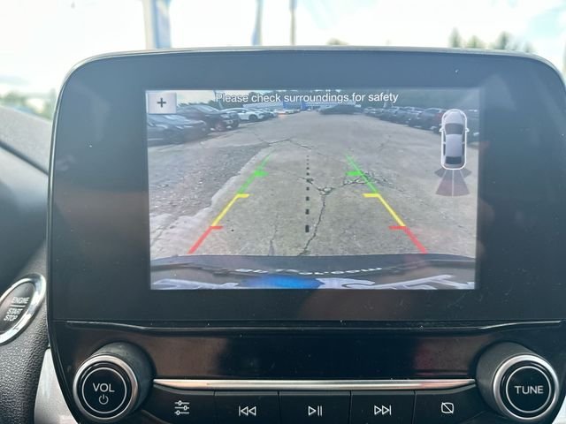Used 2019 Black Ford SE image 16