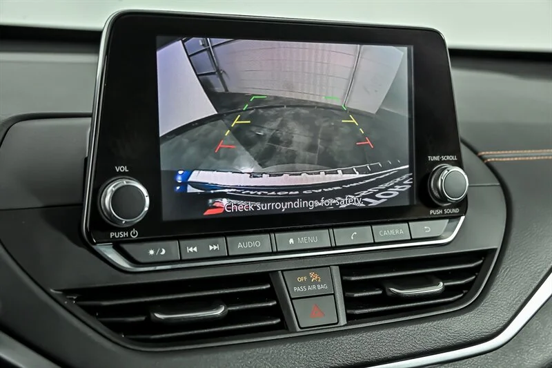 2022 Nissan Altima SR - Photo 24