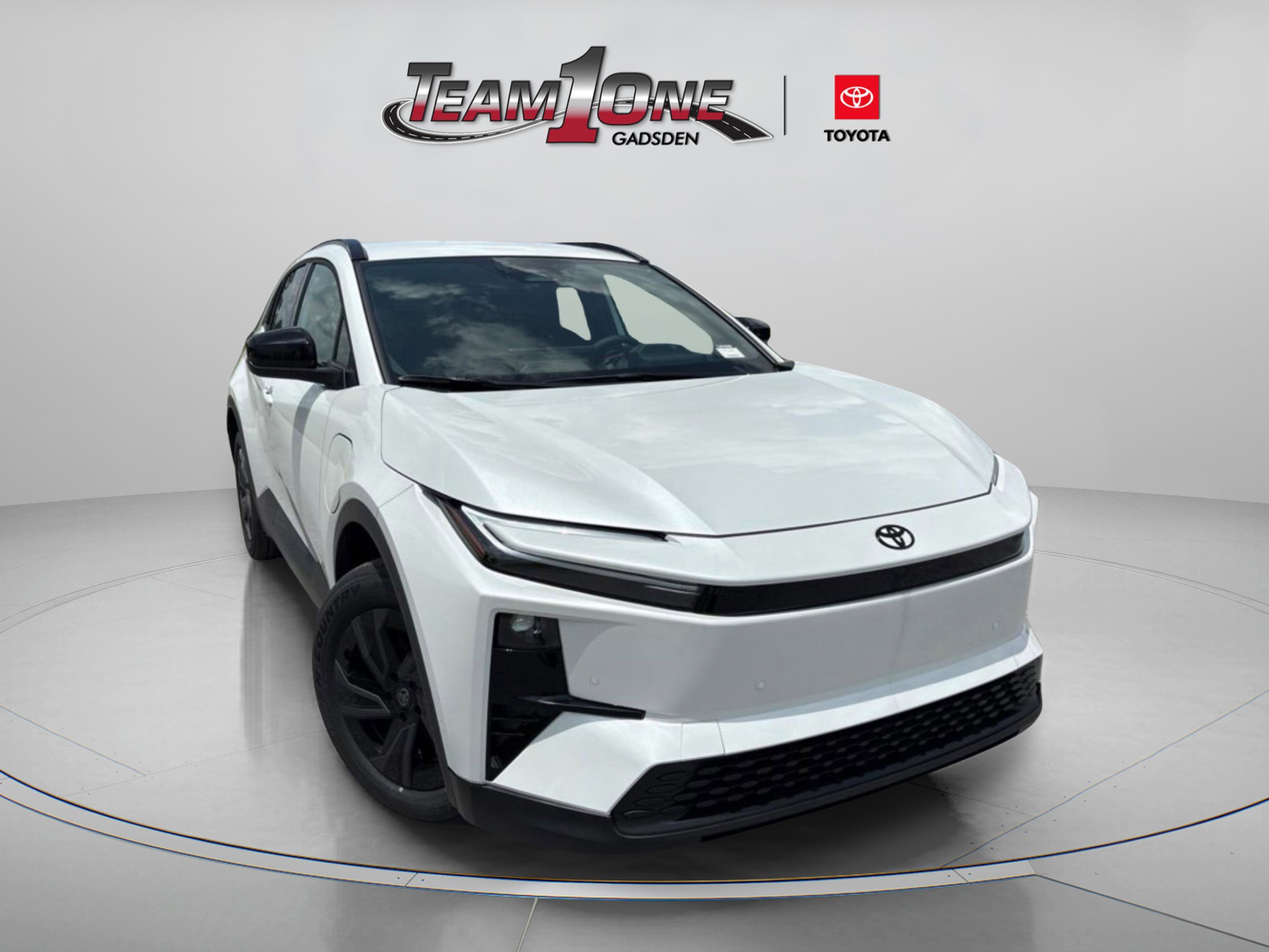 New 2026 Wind Chill Pearl Toyota SE image 1