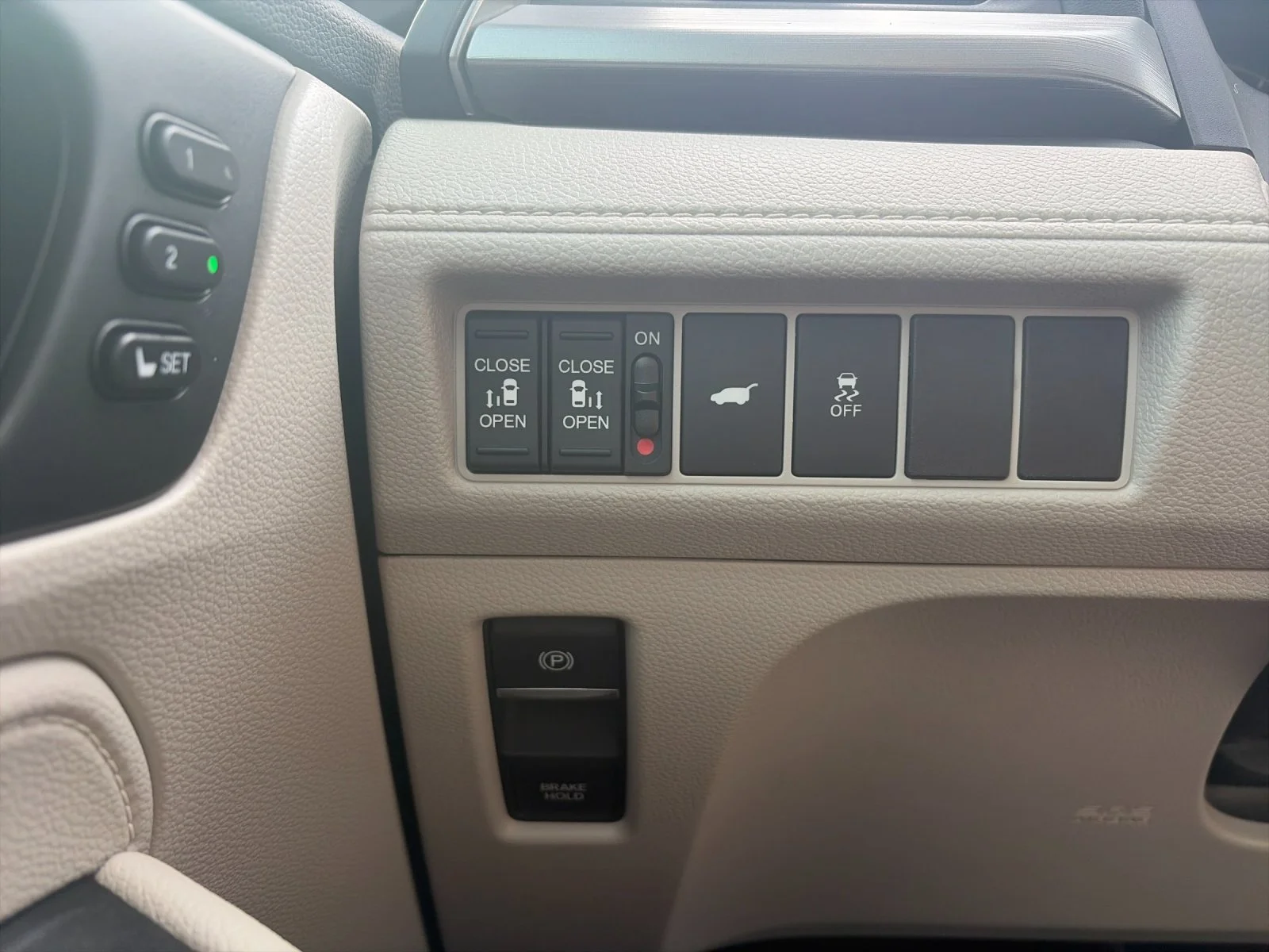 New 2026 Platinum White Pearl Honda EX-L image 33