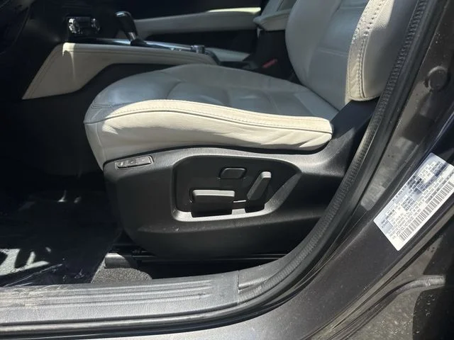 Used 2017 Gray Mazda Grand Touring image 28