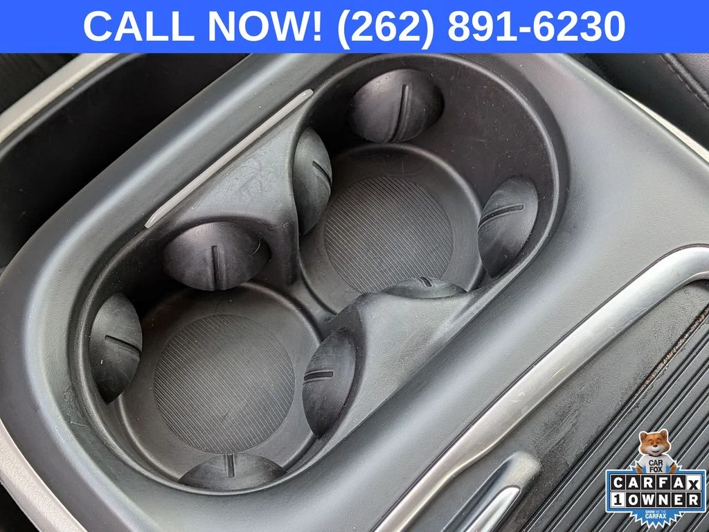 Used 2024 White Chrysler Touring L image 23