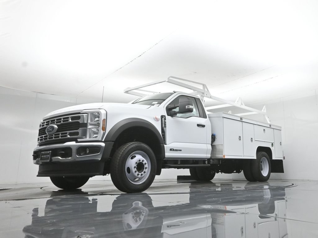 2025 Ford F-550 Super Duty Chassis Cab XL - Photo 49