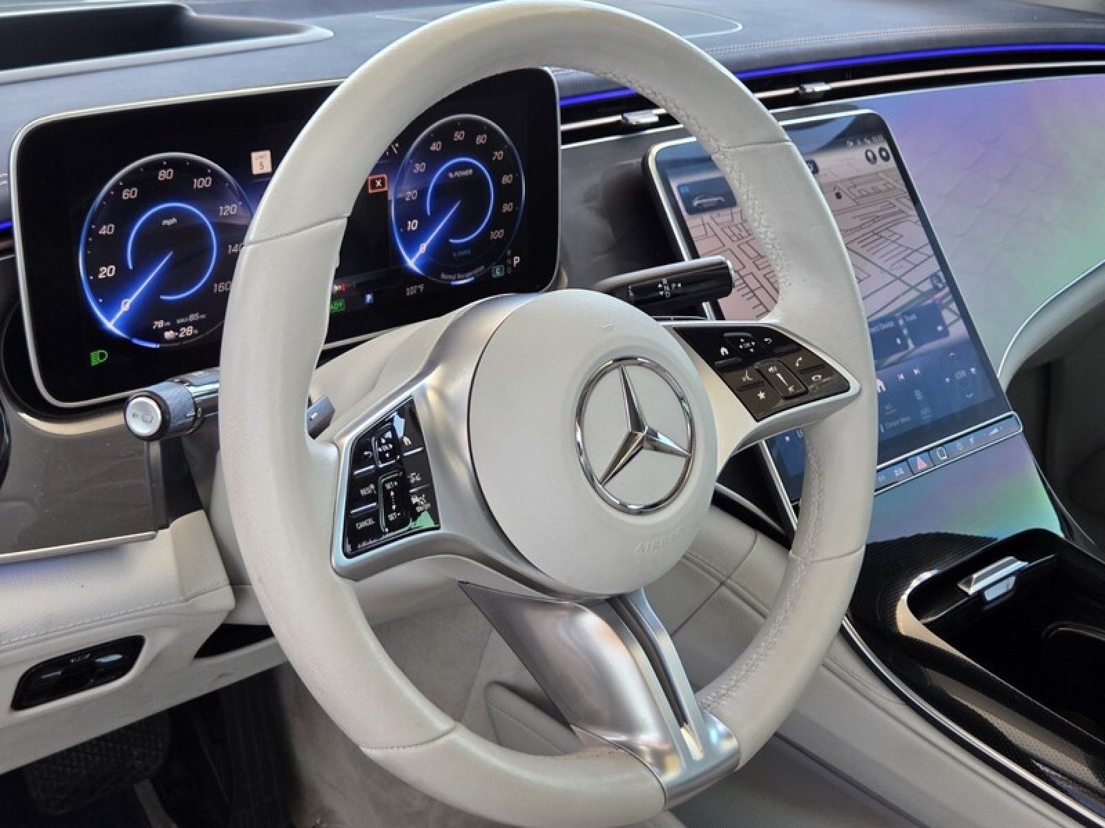 Certified Used 2023 MANUFAKTUR Moonlight White Metallic Mercedes-Benz EQE 350+ image 25