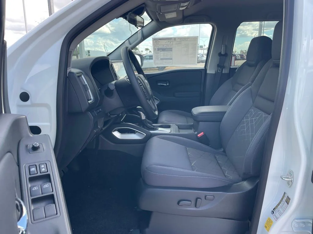 2026 Nissan Frontier SV - Photo 15