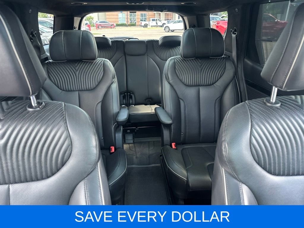 Used 2023 Silver Hyundai Calligraphy image 22