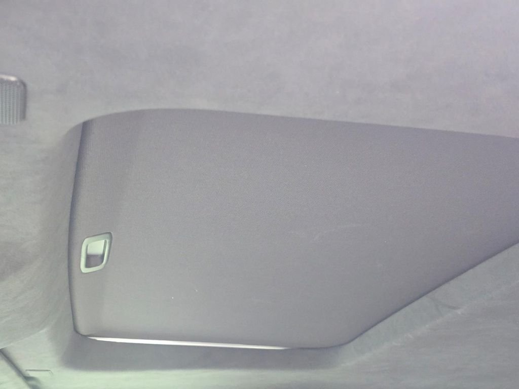 Used 2025 Silver GMC Denali Ultimate image 16