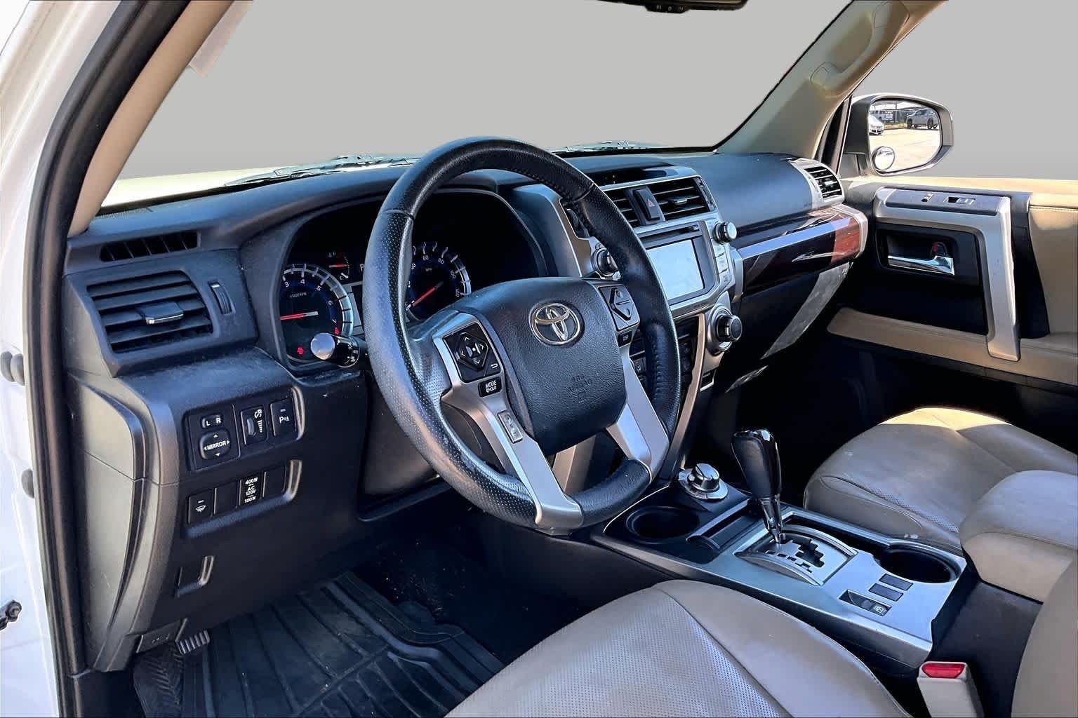Used 2017 Blizzard Pearl Toyota Limited image 17