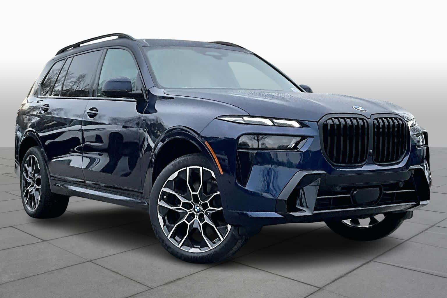 Used 2026 Tanzanite Blue II Metallic BMW xDrive40i image 2