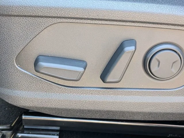 New 2026 Ebony Black Kia LX image 20