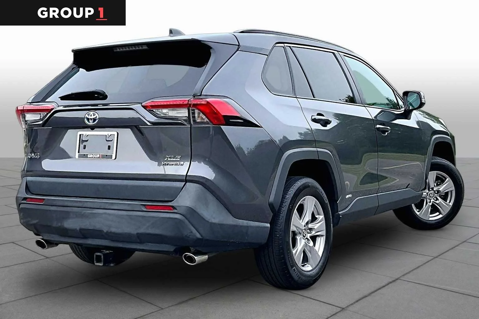 Used 2022 Magnetic Gray Metallic Toyota Hybrid XLE image 13