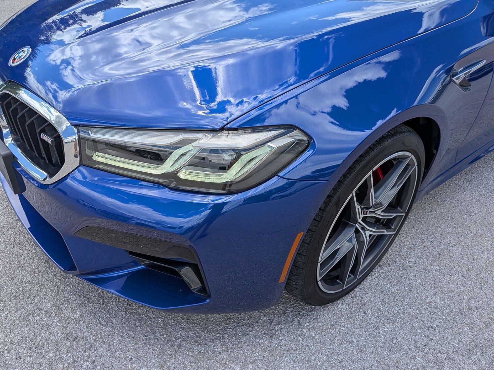 Used 2023 Marina Bay Blue Metallic BMW  image 9