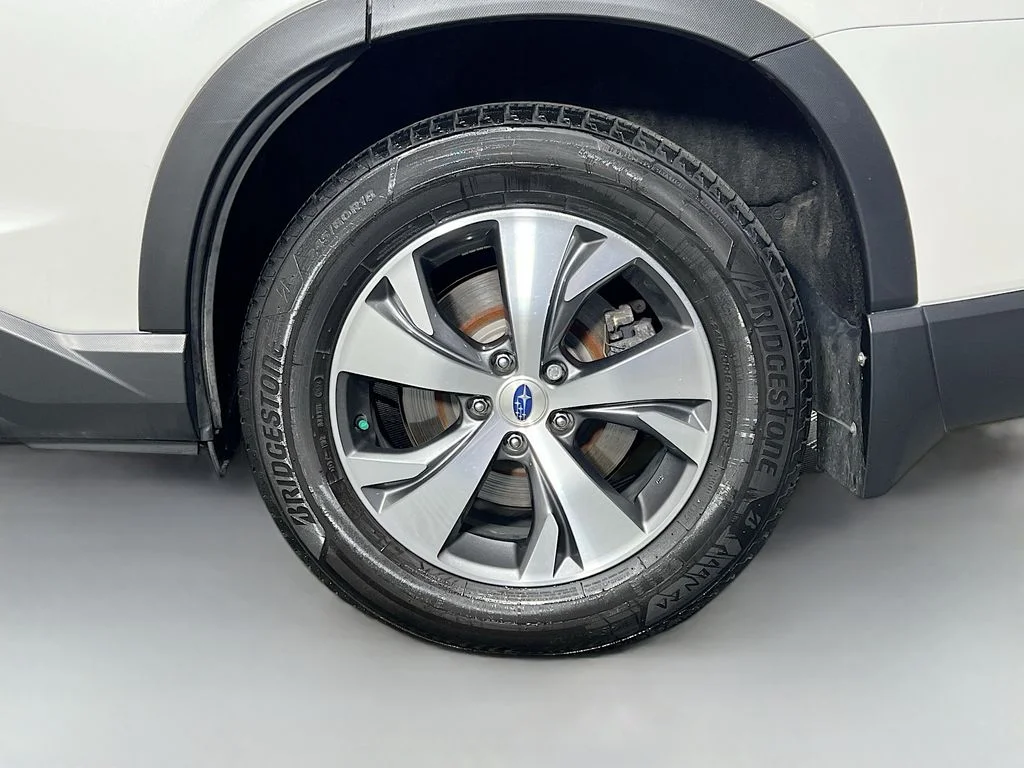 Used 2021 White Subaru Premium image 31