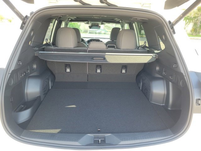 New 2026 CRYSTAL WHITE PEARL Subaru Premium Hybrid image 7