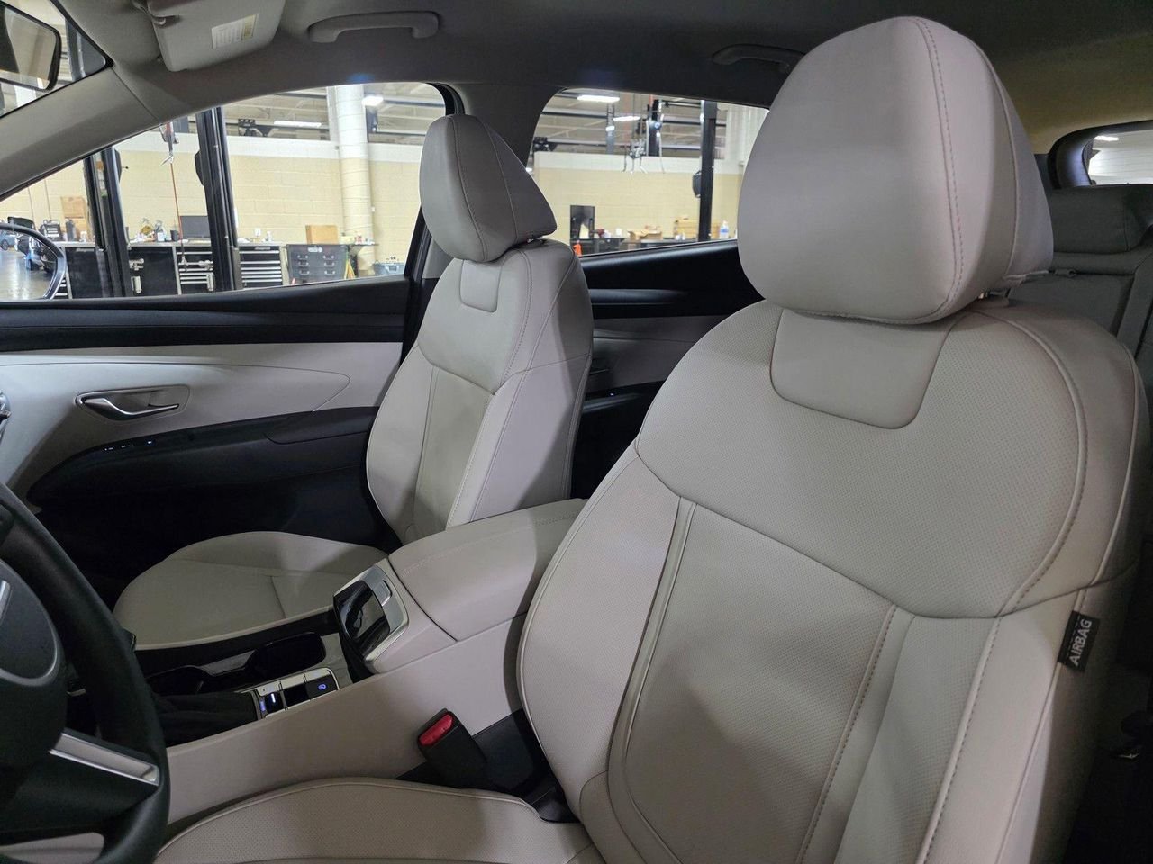 New 2026 Hampton Gray Hyundai SEL Plus FWD image 22