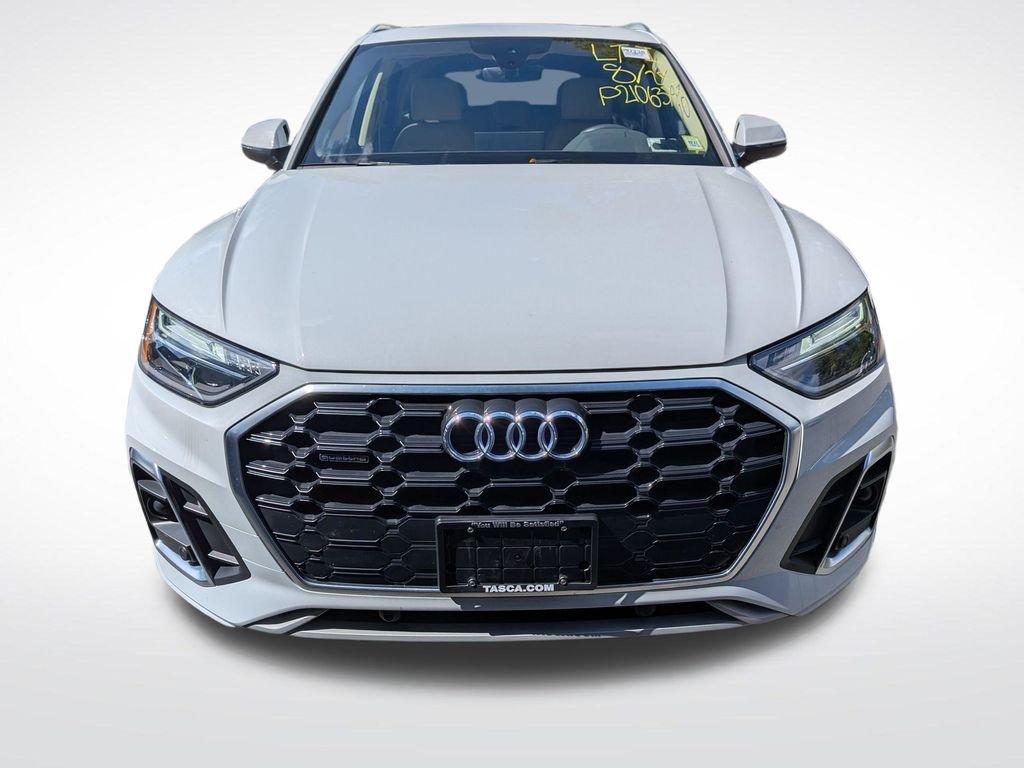 Used 2023 White Audi 45 S line Premium image 9