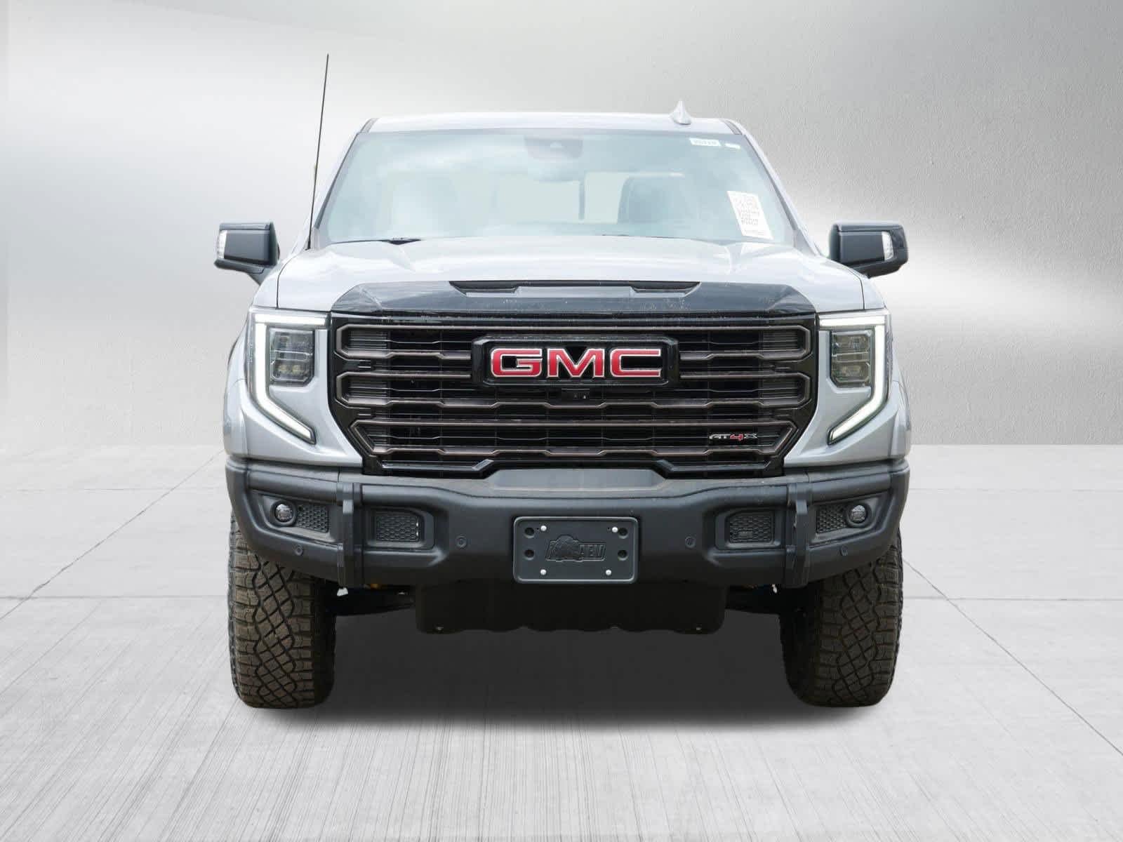 2026 GMC Sierra 1500 AT4X - Photo 8