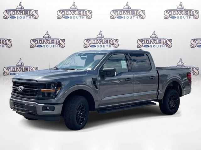 New 2026 Gray Ford XLT image 5